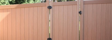 Vinyl Privacy Fence With Gate