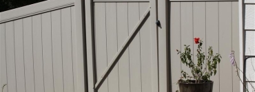 Vinyl Privacy Fence Low Maintenance