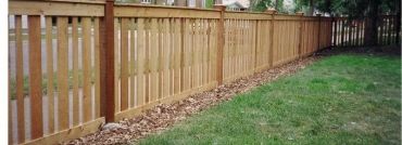 Capped Rail Cedar Picket Fence With Post Caps