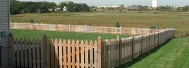 Colonial Cedar Rail PIcket Fence