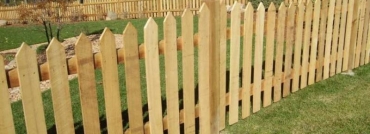 Traditional Cedar Picket Fence