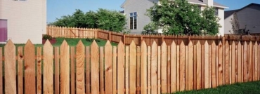 Alternating Traditional and Flat Topped Cedar Picket