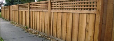 Wood Privacy Fence With Lattice Top